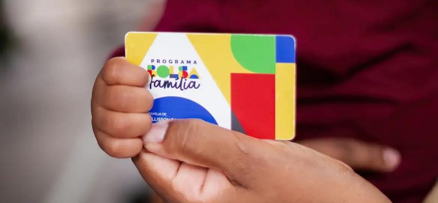 A Caixa Econômica Federal paga nesta quarta-feira (19) a parcela de março do novo Bolsa Família aos beneficiários com Número de Inscrição Social (NIS) de final 2.