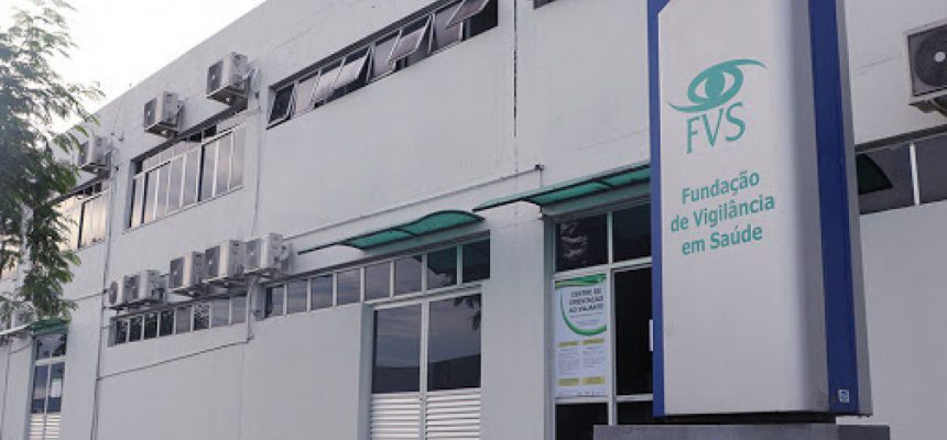 A Fundação de Vigilância em Saúde do Amazonas – Dra. Rosemary Costa Pinto (FVS-RCP), da Secretaria de Estado de Saúde (SES-AM), esclarece que casos identificados em escolas de Iranduba não se tratam de mpox, como foi inicialmente divulgado no município. Após investigação e análise laboratorial, os casos foram confirmados como varicela (catapora), doença viral comum entre crianças e que apresenta sintomas semelhantes à mpox.