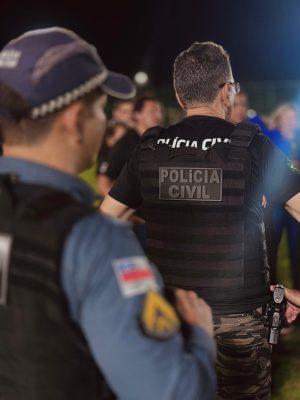 A Polícia Civil do Amazonas (PC-AM), por meio da Delegacia Especializada em Proteção à Criança e ao Adolescente (Depca), do Departamento de Polícia do Interior (DPI), da 31ª Delegacia Interativa de Polícia (DIP) de Iranduba (a 27 quilômetros de Manaus) e do Posto de Policiamento Integrado (PPI) do distrito de Cacau Pirêra, realizou, na noite de sábado (04/05), uma Central Integrada de Fiscalização (CIF), com ações voltadas para a conscientização e enfrentamento à violência contra crianças e adolescentes, em Iranduba e Cacau Pirêra.